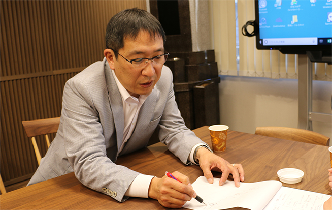 川本恭央様